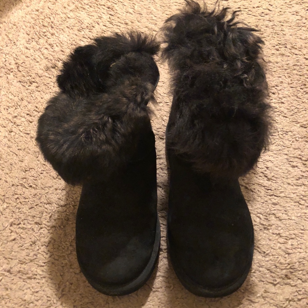 UGG short snow boots